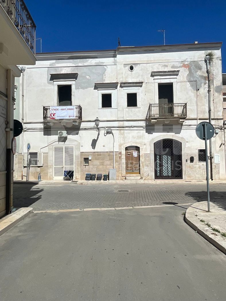 Appartamento da ristrutturare a Trinitapoli