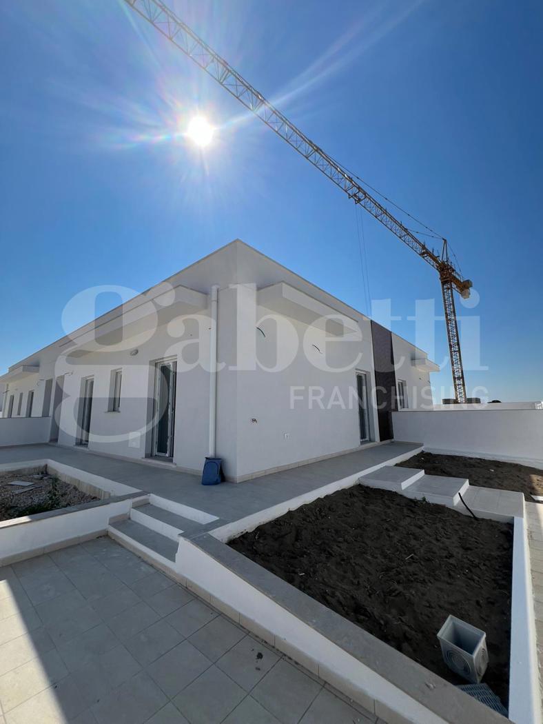 Villa con giardino a Margherita di Savoia