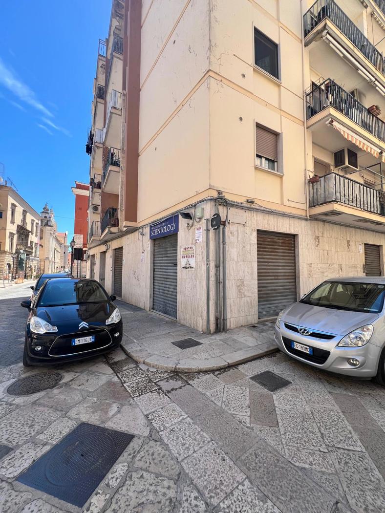 Negozio in affitto a Barletta