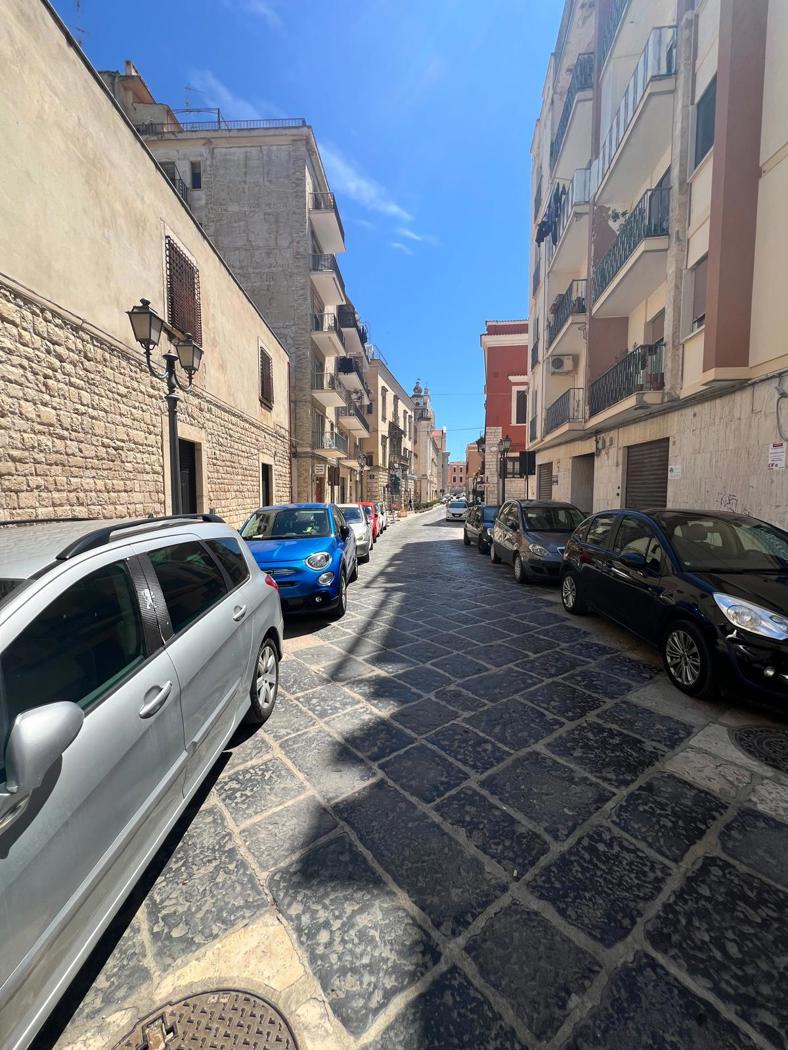Negozio in affitto a Barletta