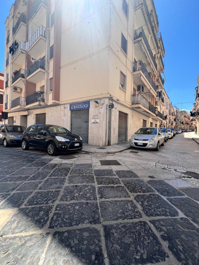 Negozio in affitto a Barletta