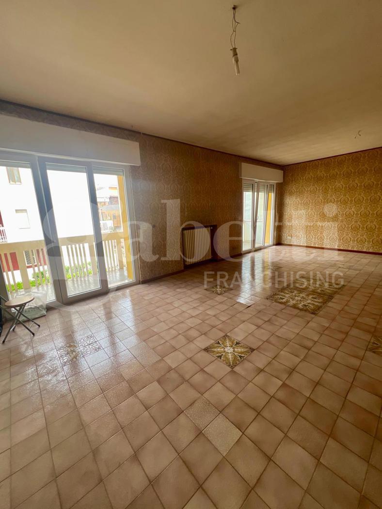 Appartamento da ristrutturare a Barletta