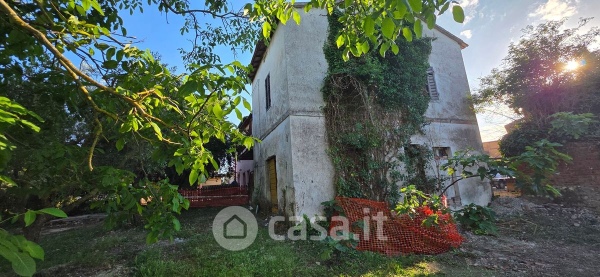 Casa indipendente da ristrutturare a Perugia