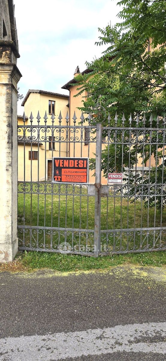 Casa indipendente da ristrutturare a Foligno
