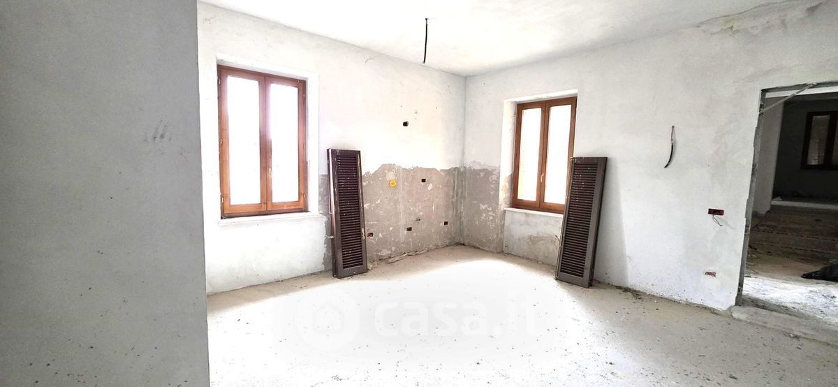 Casa indipendente da ristrutturare a Foligno