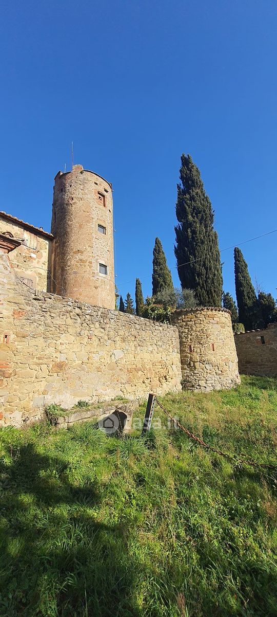 Casa indipendente da ristrutturare a Passignano sul Trasimeno