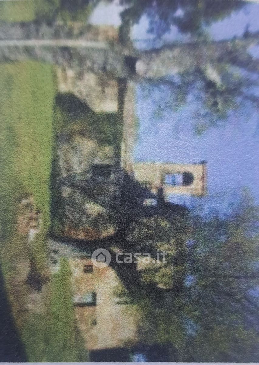Villa da ristrutturare a Perugia
