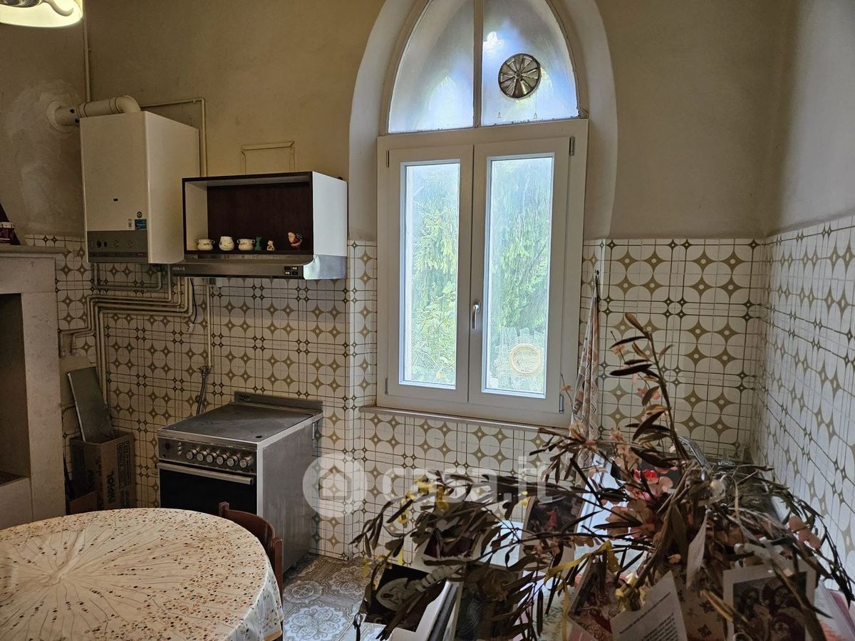 Villa da ristrutturare a Perugia