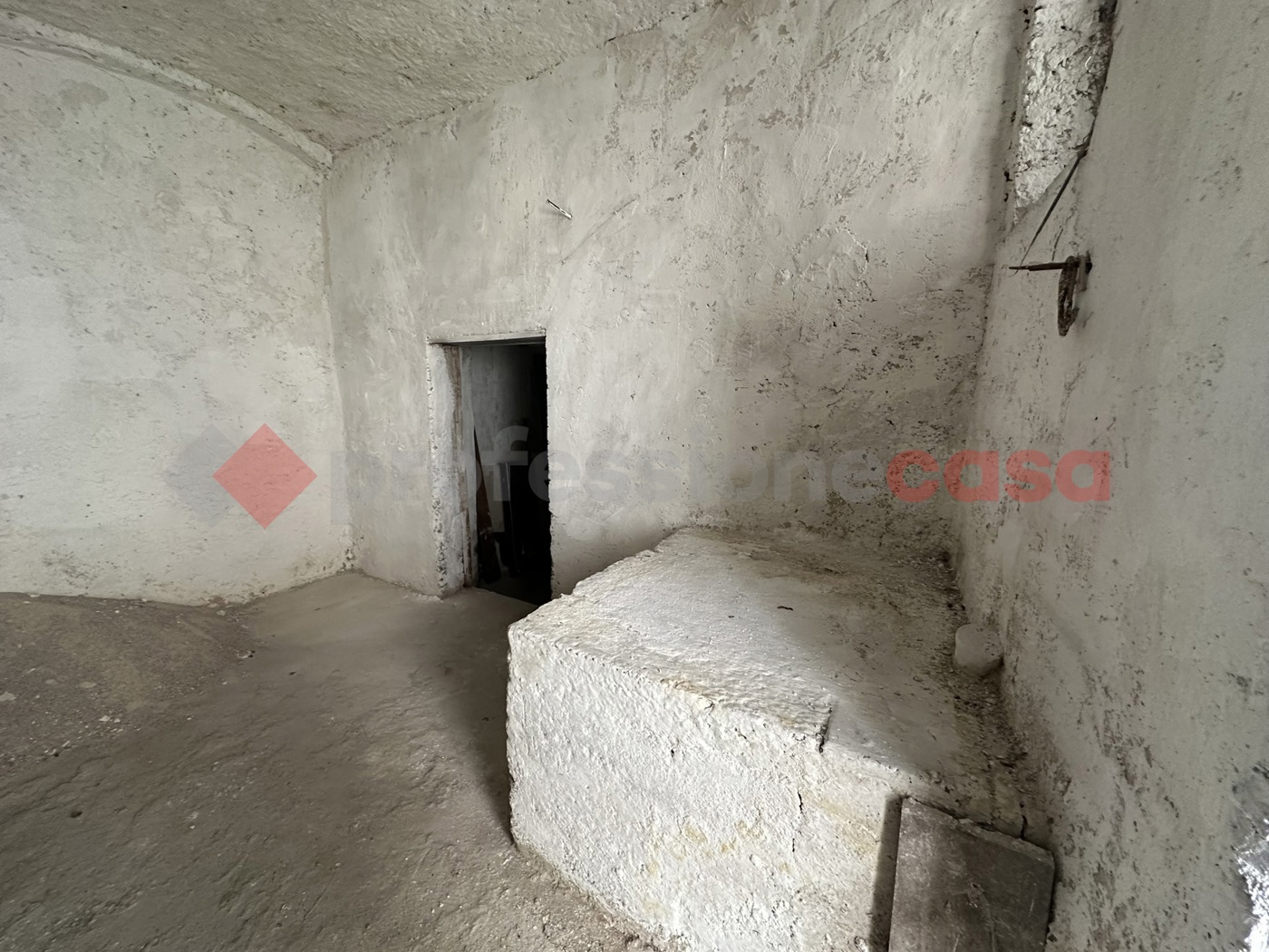 Magazzino in vendita a Itri