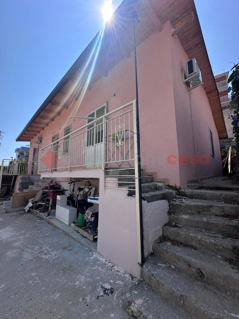 Casa indipendente con giardino a Gaeta