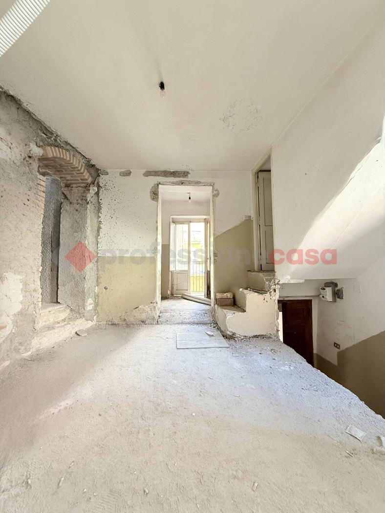 Trilocale con giardino a Itri