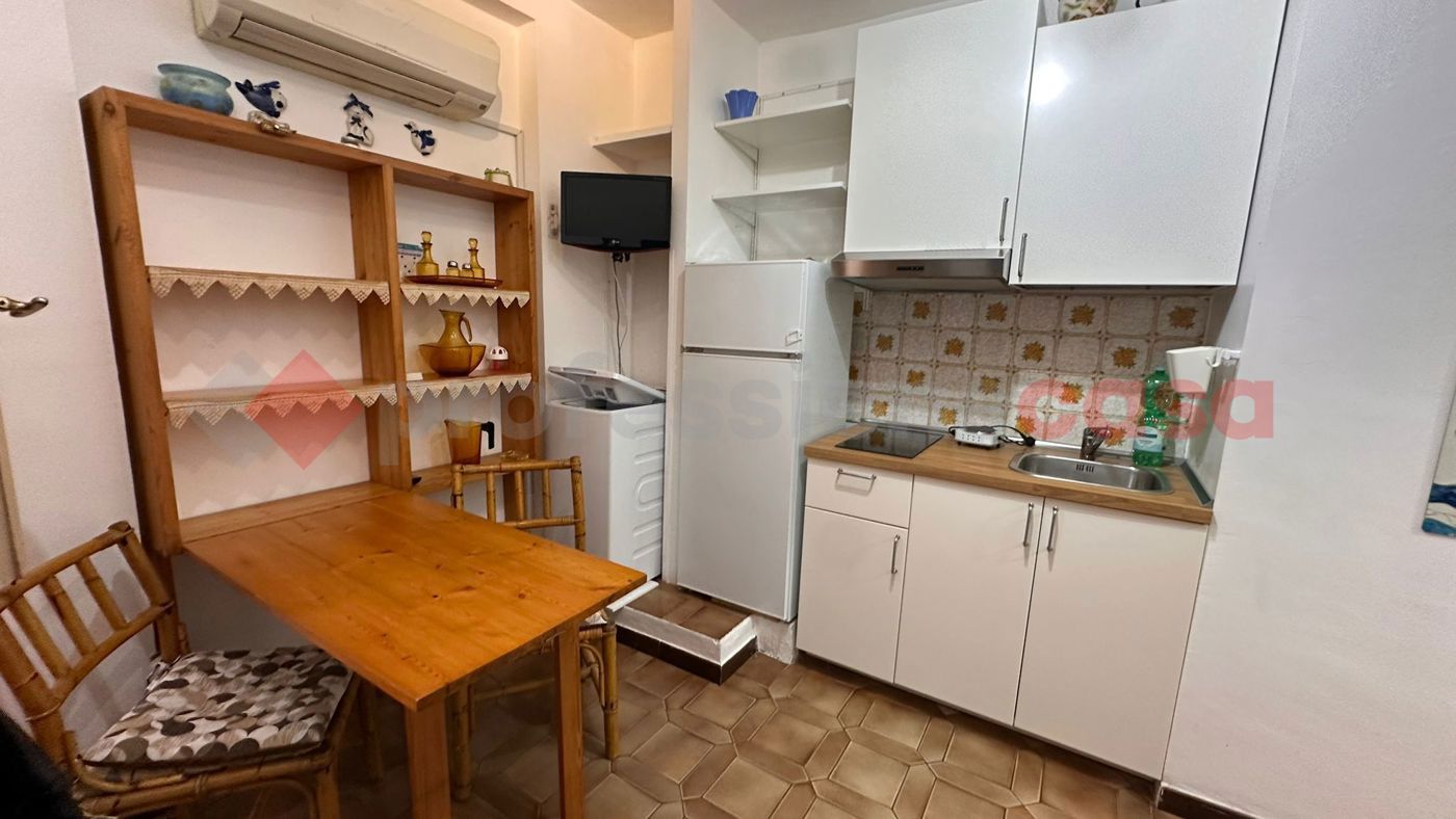 Monolocale arredato in affitto a Gaeta