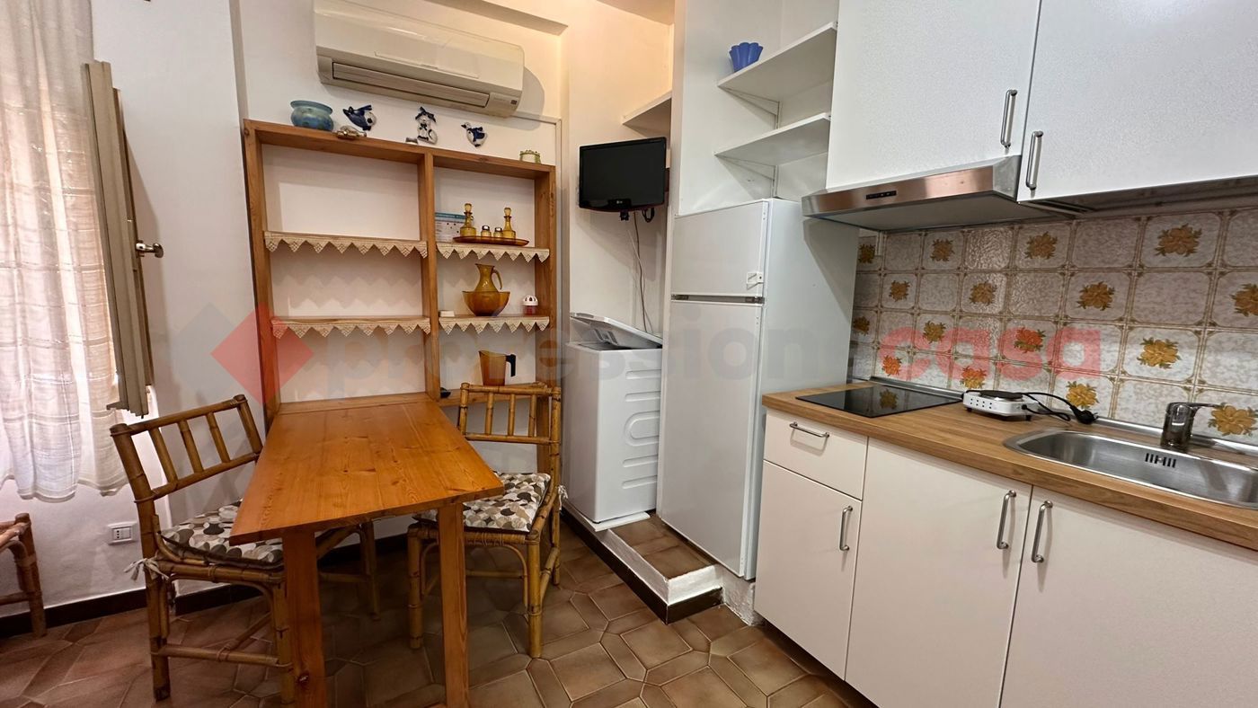 Monolocale arredato in affitto a Gaeta