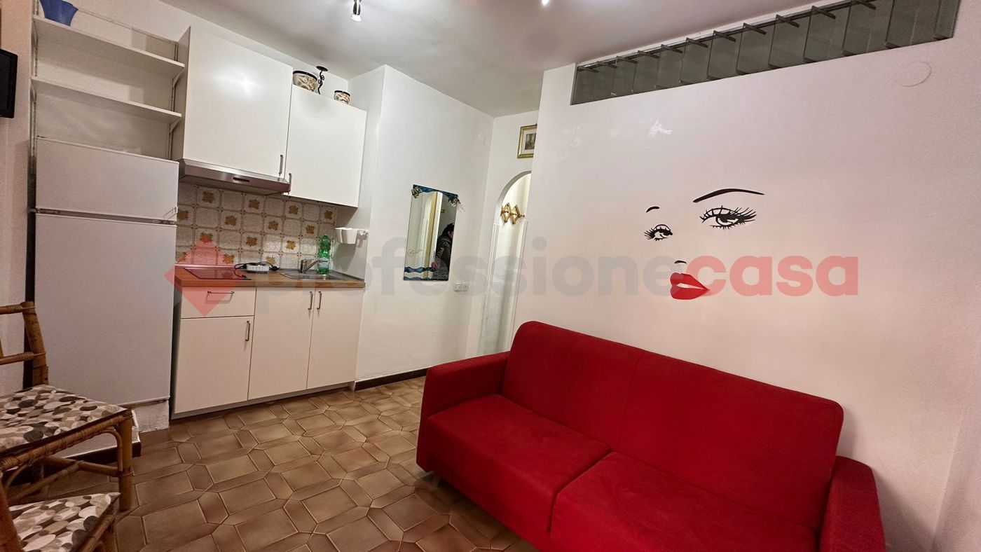 Monolocale arredato in affitto a Gaeta