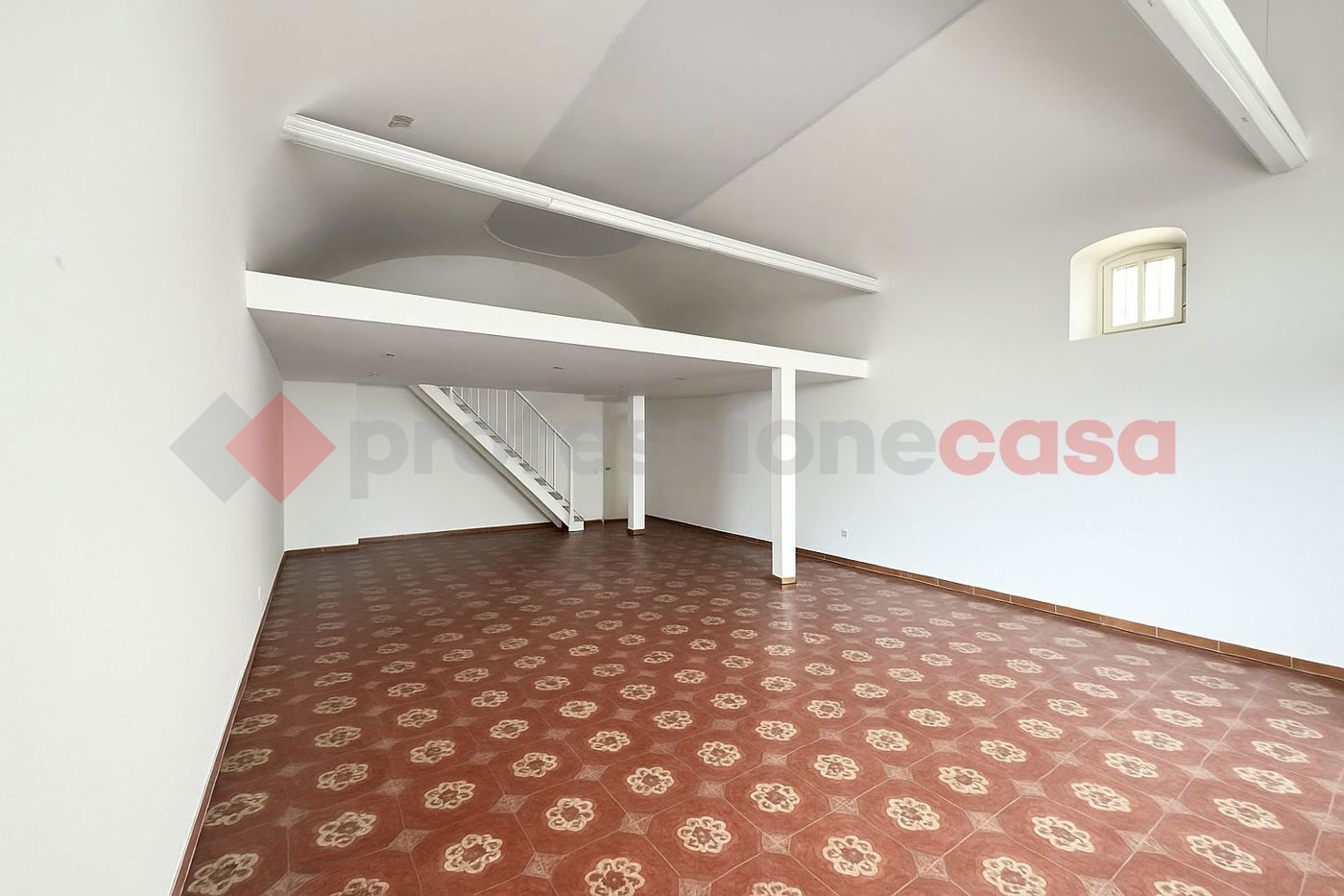 Negozio in affitto a Gaeta