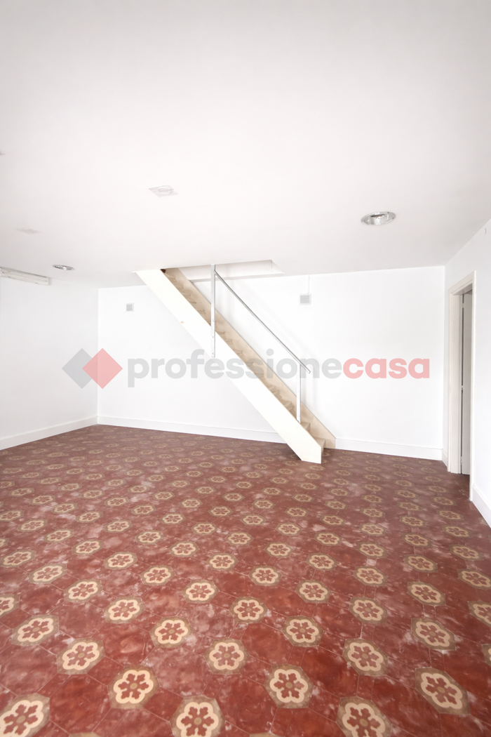 Negozio in affitto a Gaeta