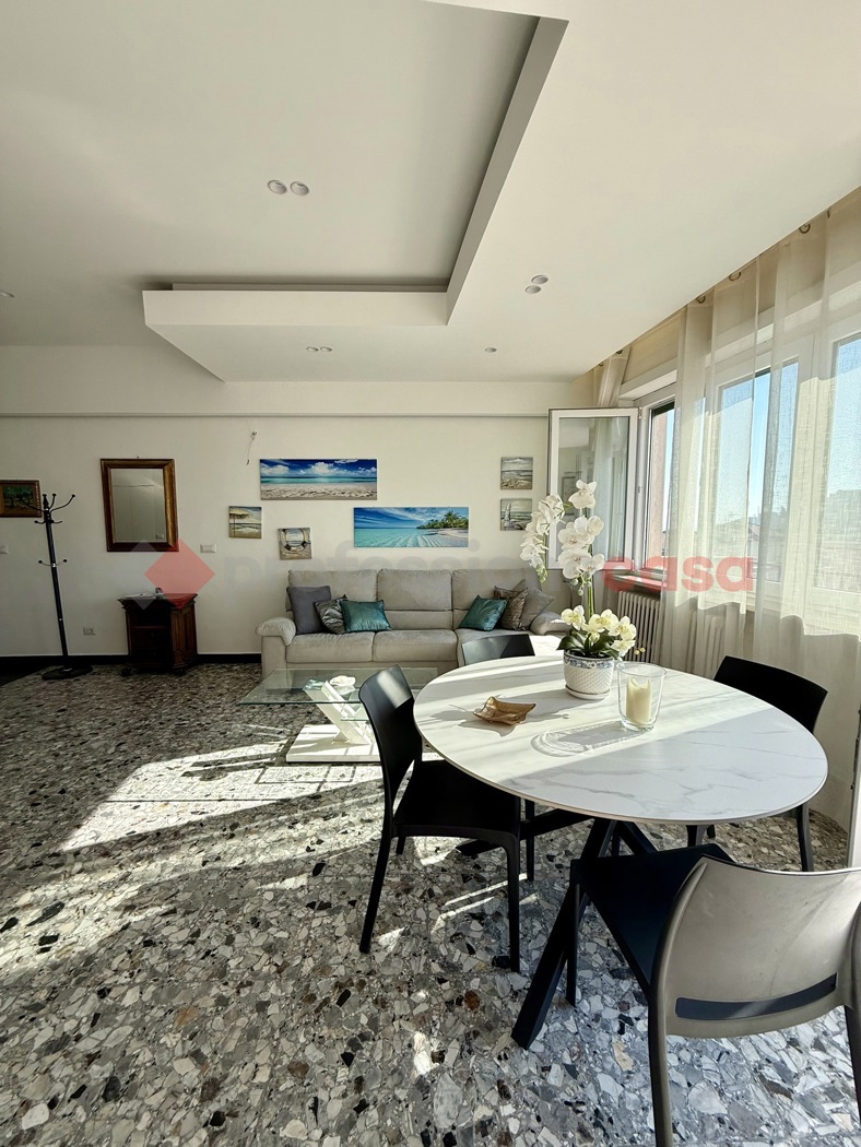 Quadrilocale in vendita a Gaeta