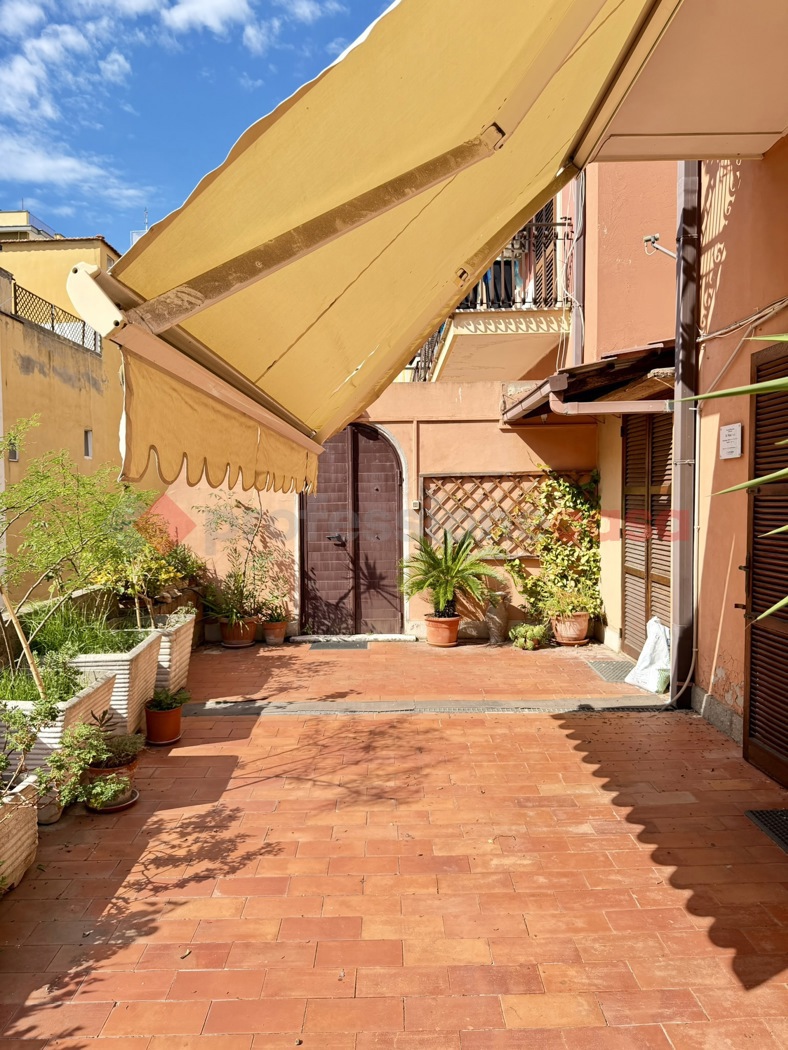 Quadrilocale con giardino a Gaeta