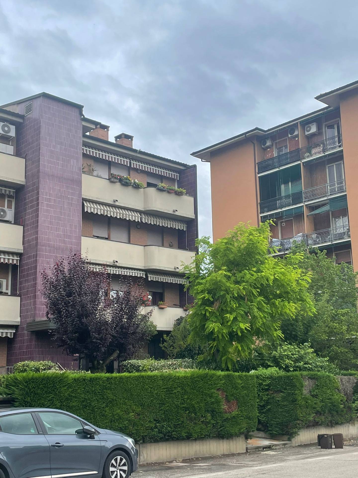 Box o garage in vendita a Cento