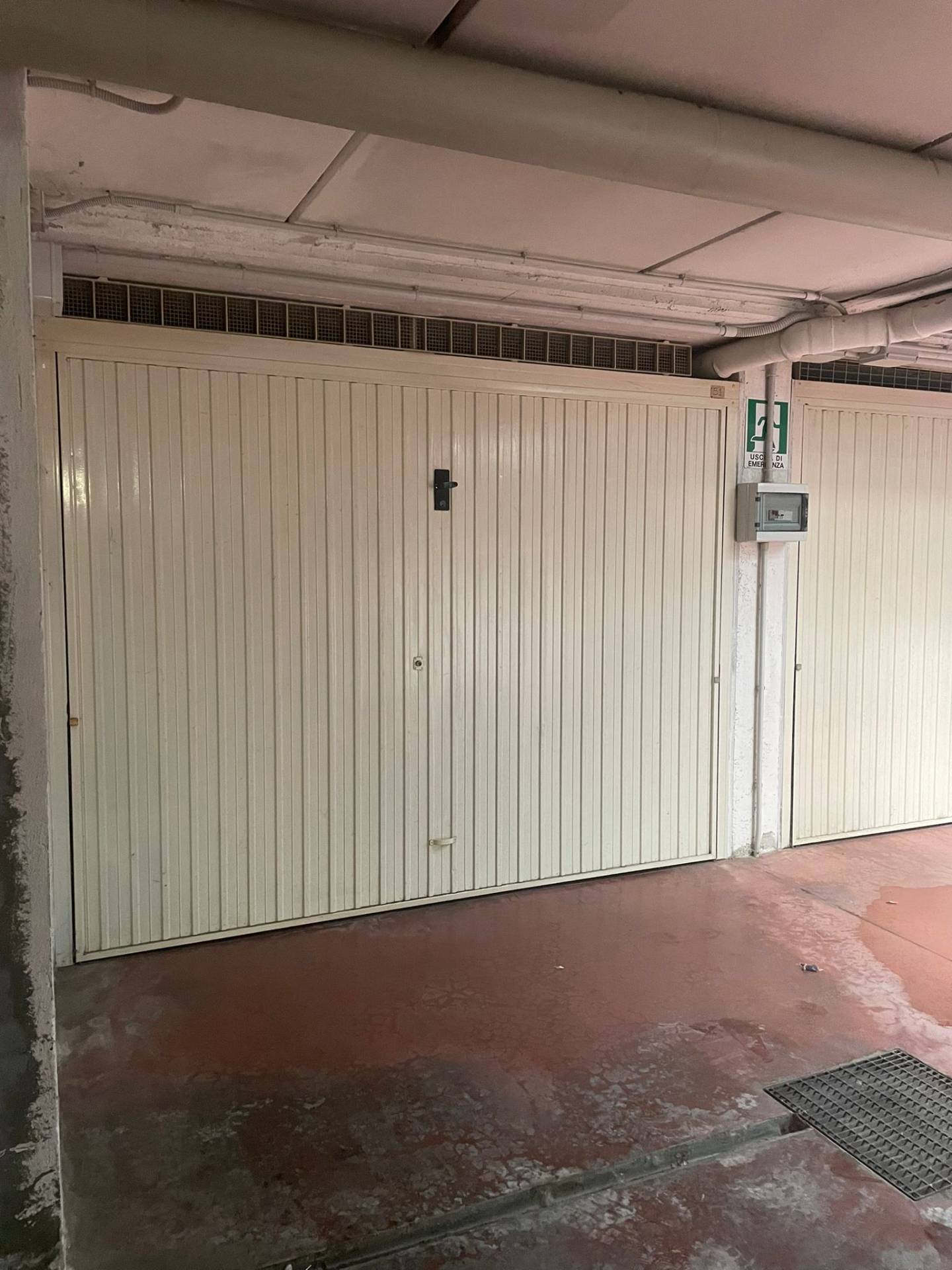 Box o garage in vendita a Cento