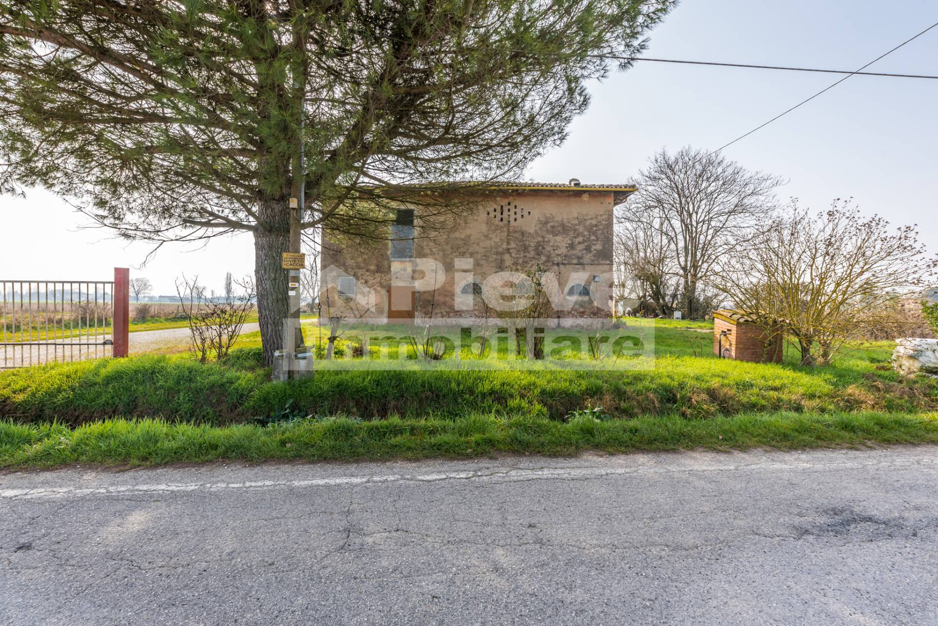 Rustico in vendita a Pieve di Cento