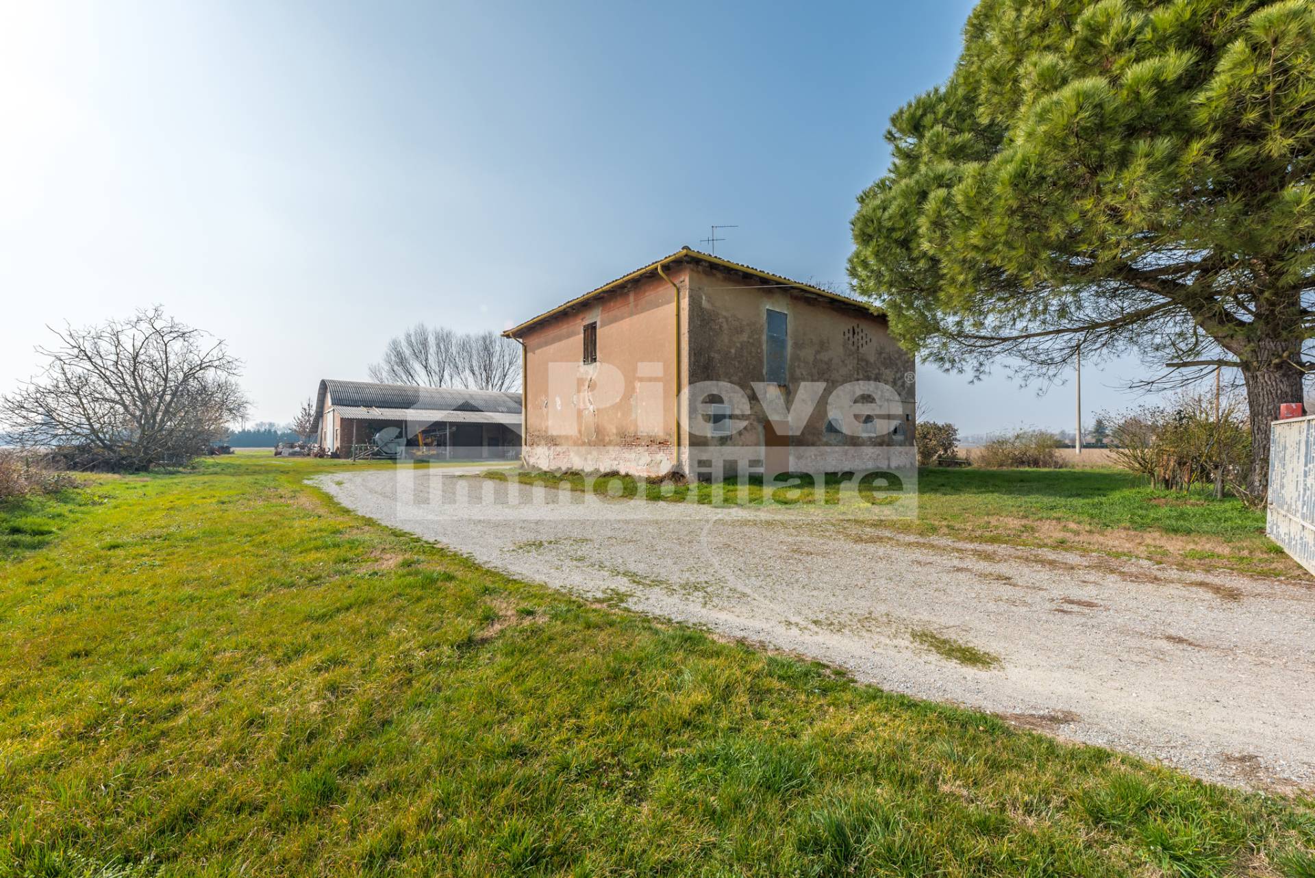 Rustico in vendita a Pieve di Cento