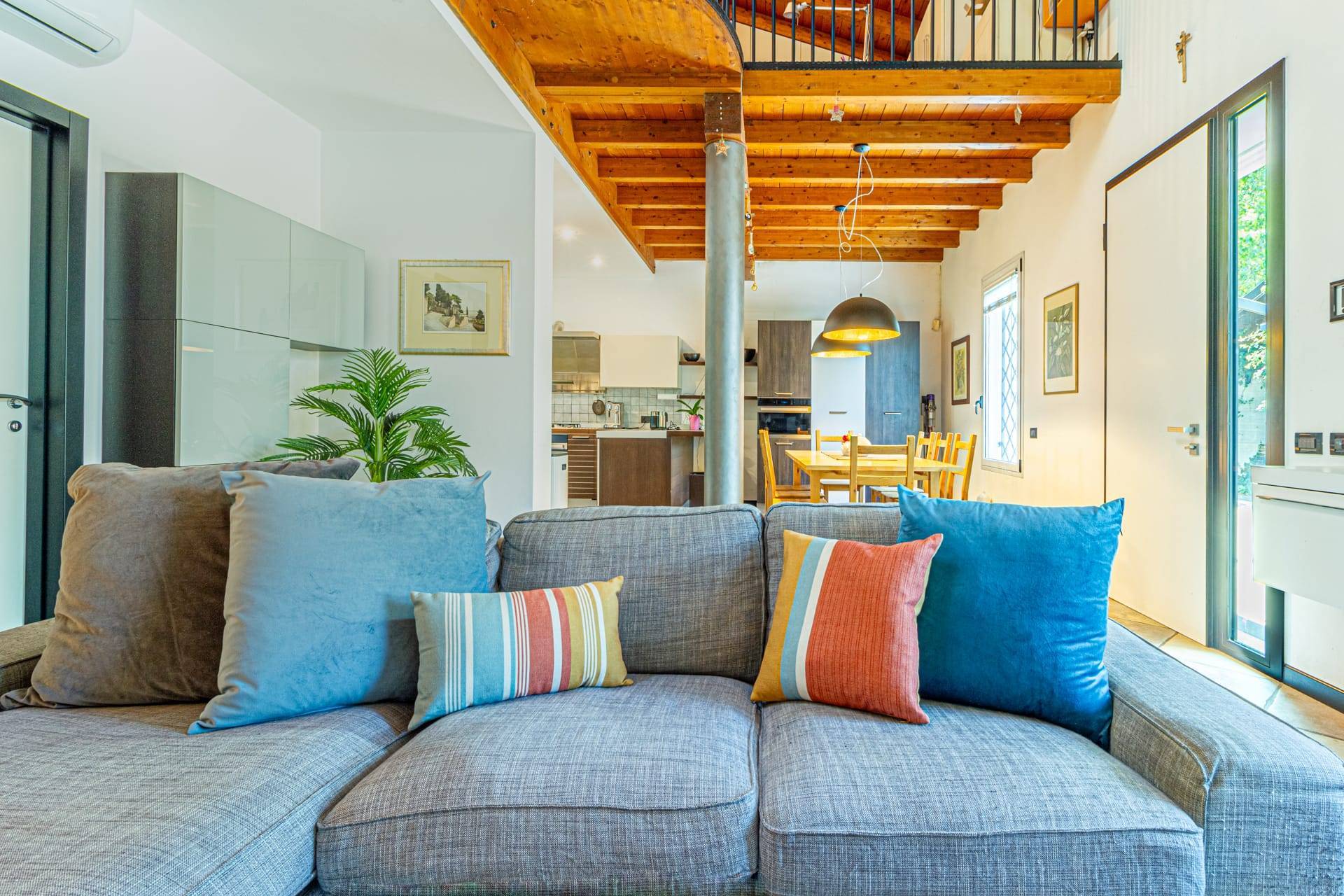 Villa - Casa indipendente in vendita a Cento