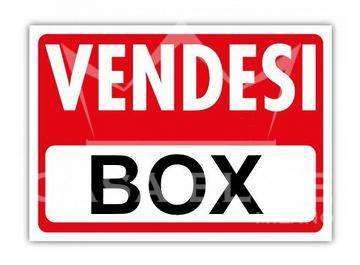 Box o garage in vendita a Ossona, Ossona