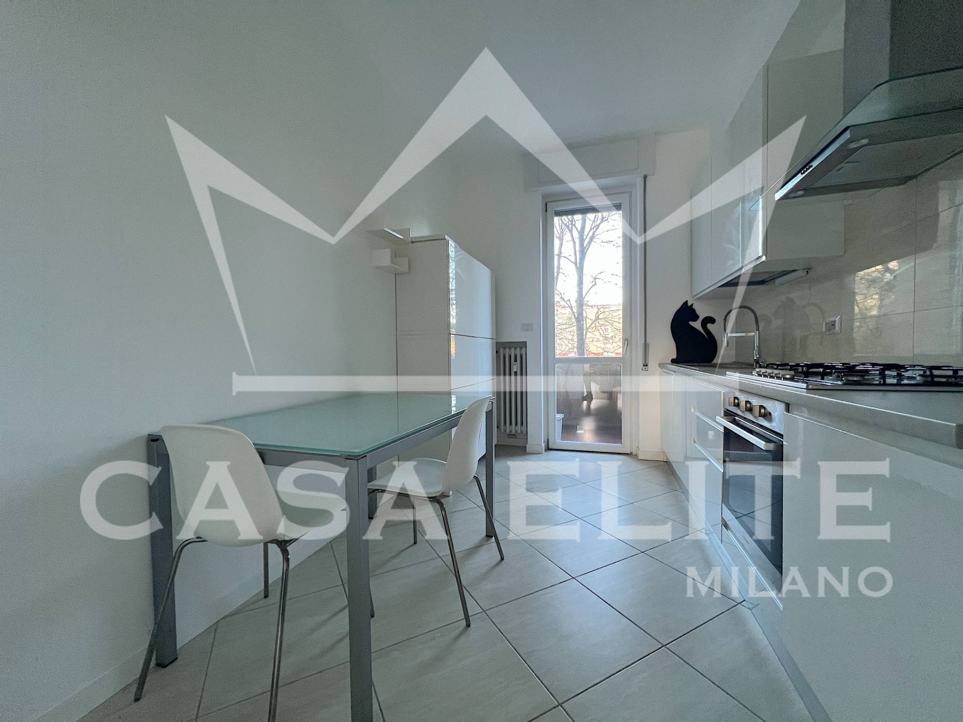 Appartamento in affitto a Milano, Forze Armate