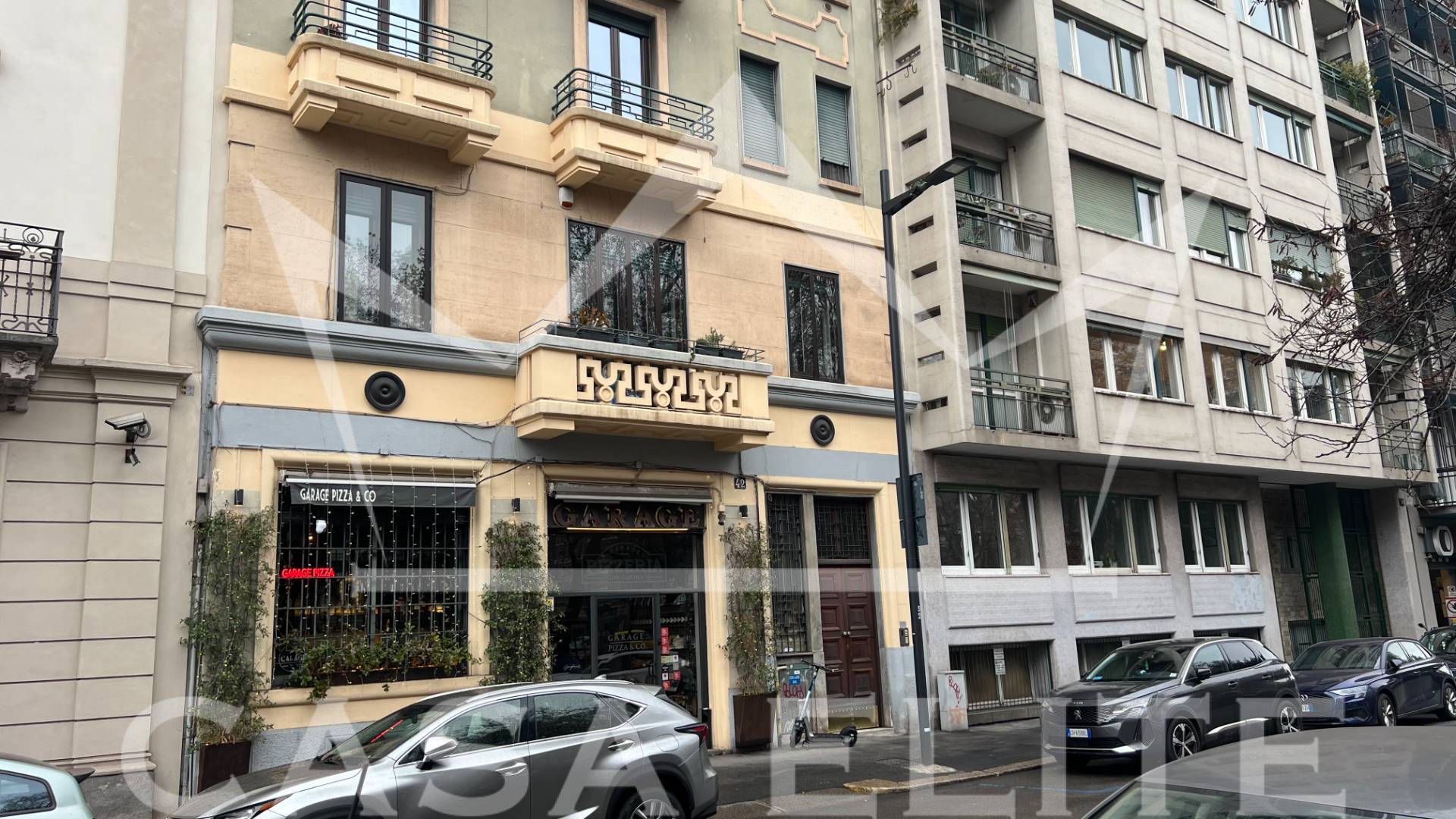 Locale commerciale in vendita a Milano, Sempione