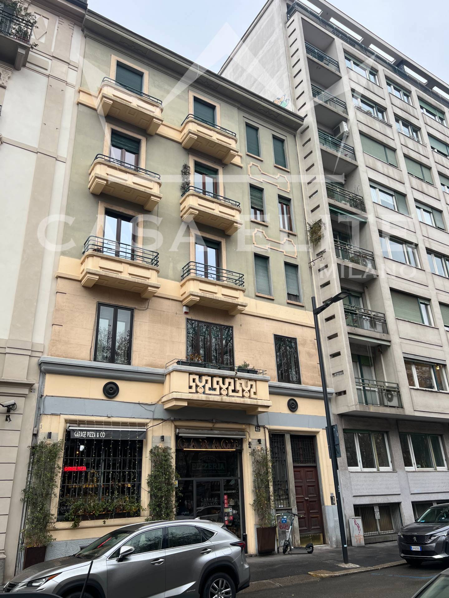 Locale commerciale in vendita a Milano, Sempione