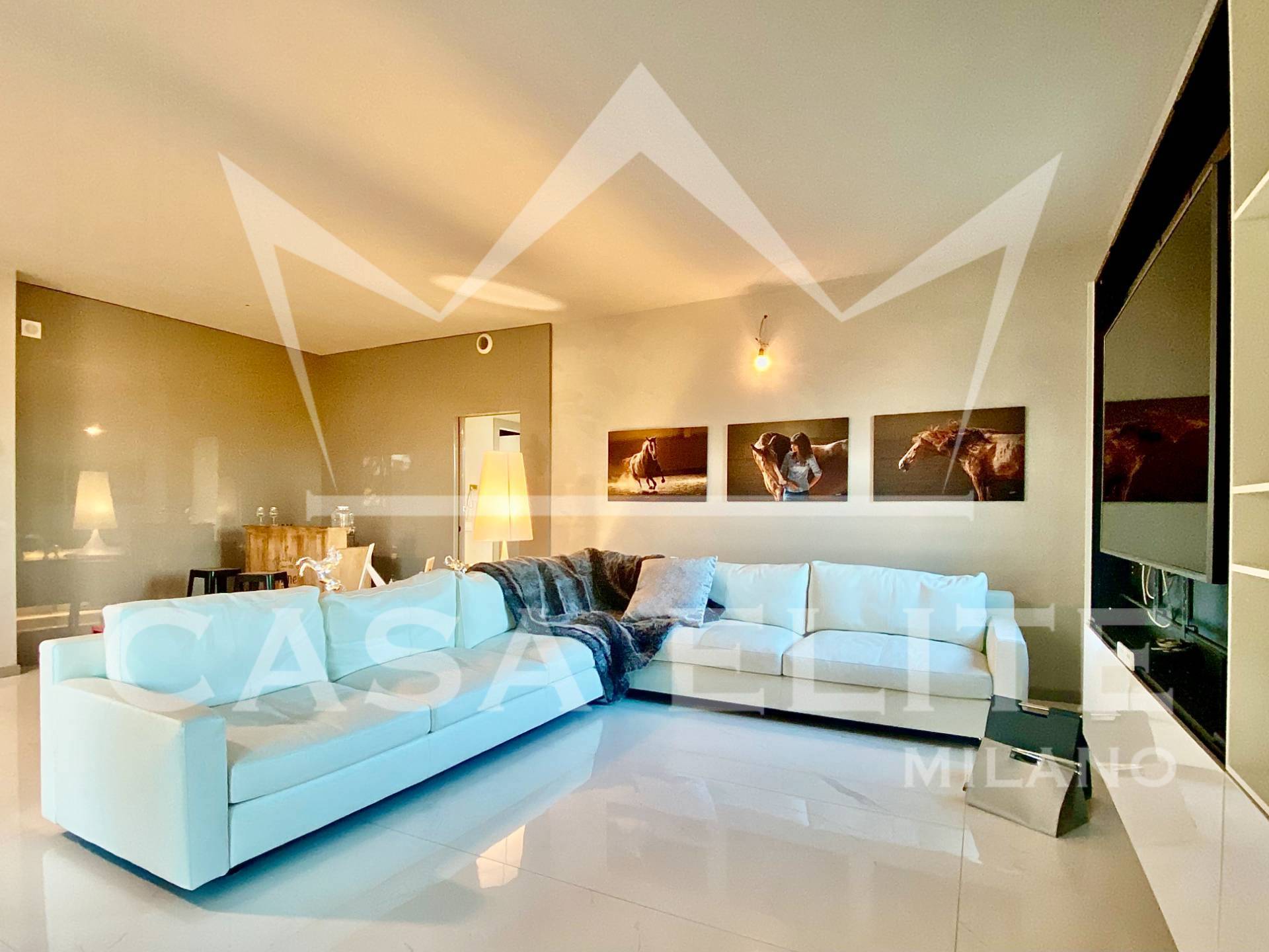 Villa bifamiliare in vendita a Corbetta, Corbetta