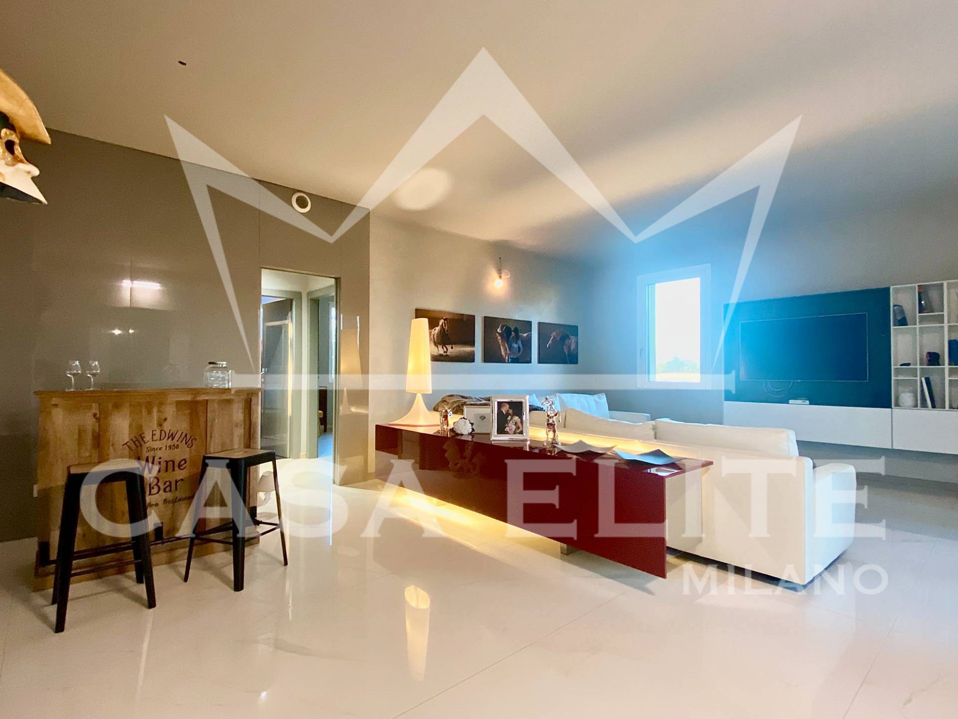 Villa bifamiliare in vendita a Corbetta, Corbetta