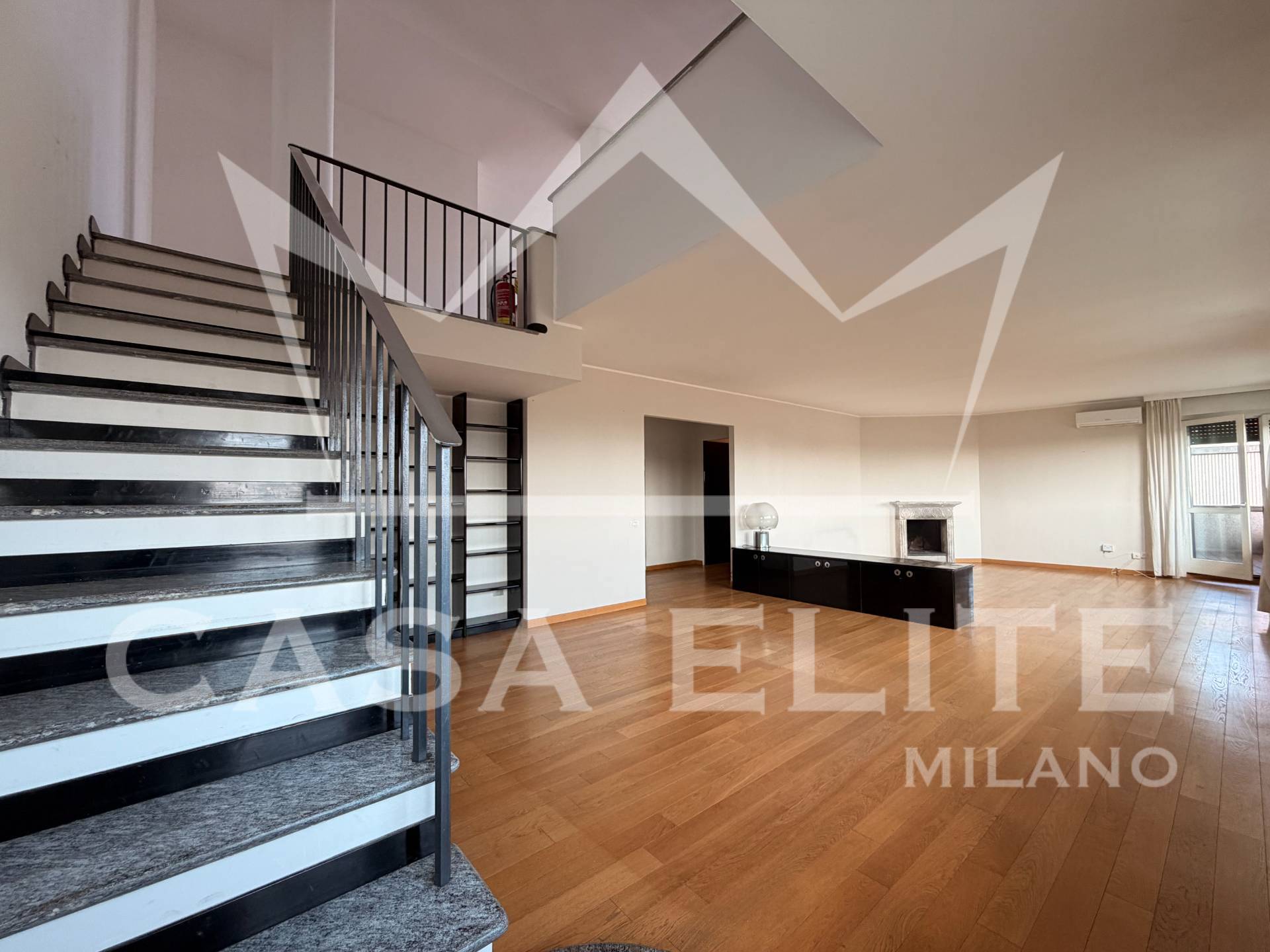 Attico in affitto a Milano, Sempione