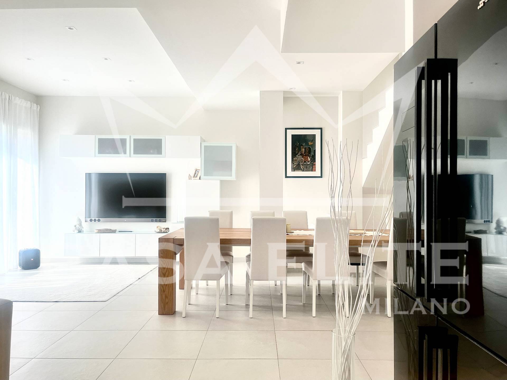 Appartamento in vendita a Milano, Bisceglie