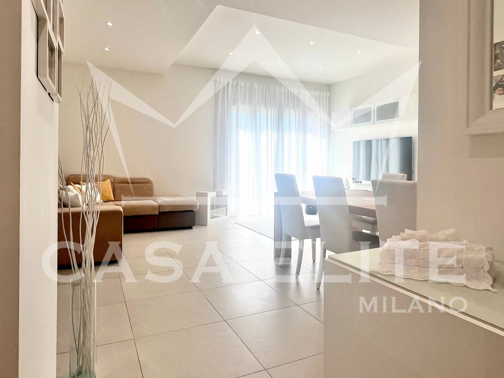 Appartamento in vendita a Milano, Bisceglie