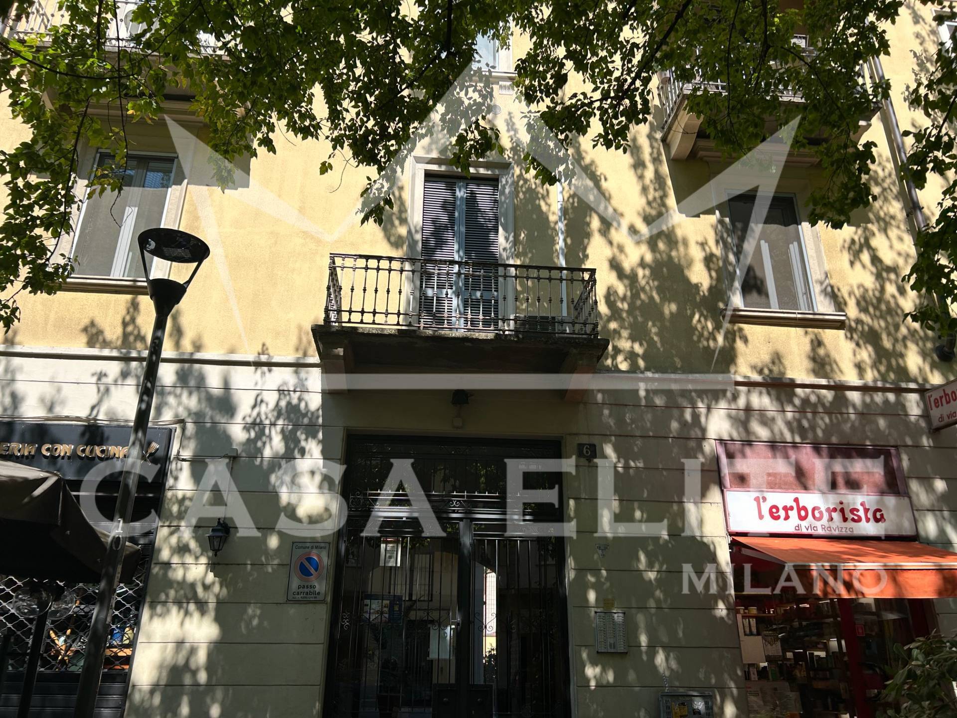 Appartamento in affitto a Milano, De Angeli