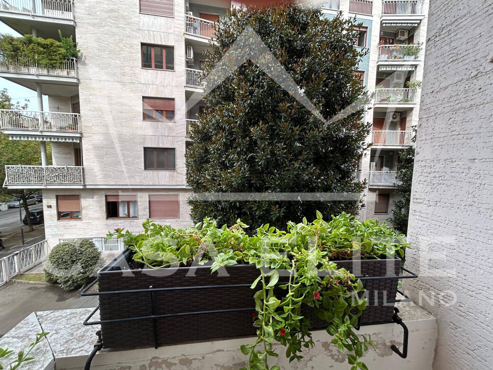 Appartamento in affitto a Milano, De Angeli