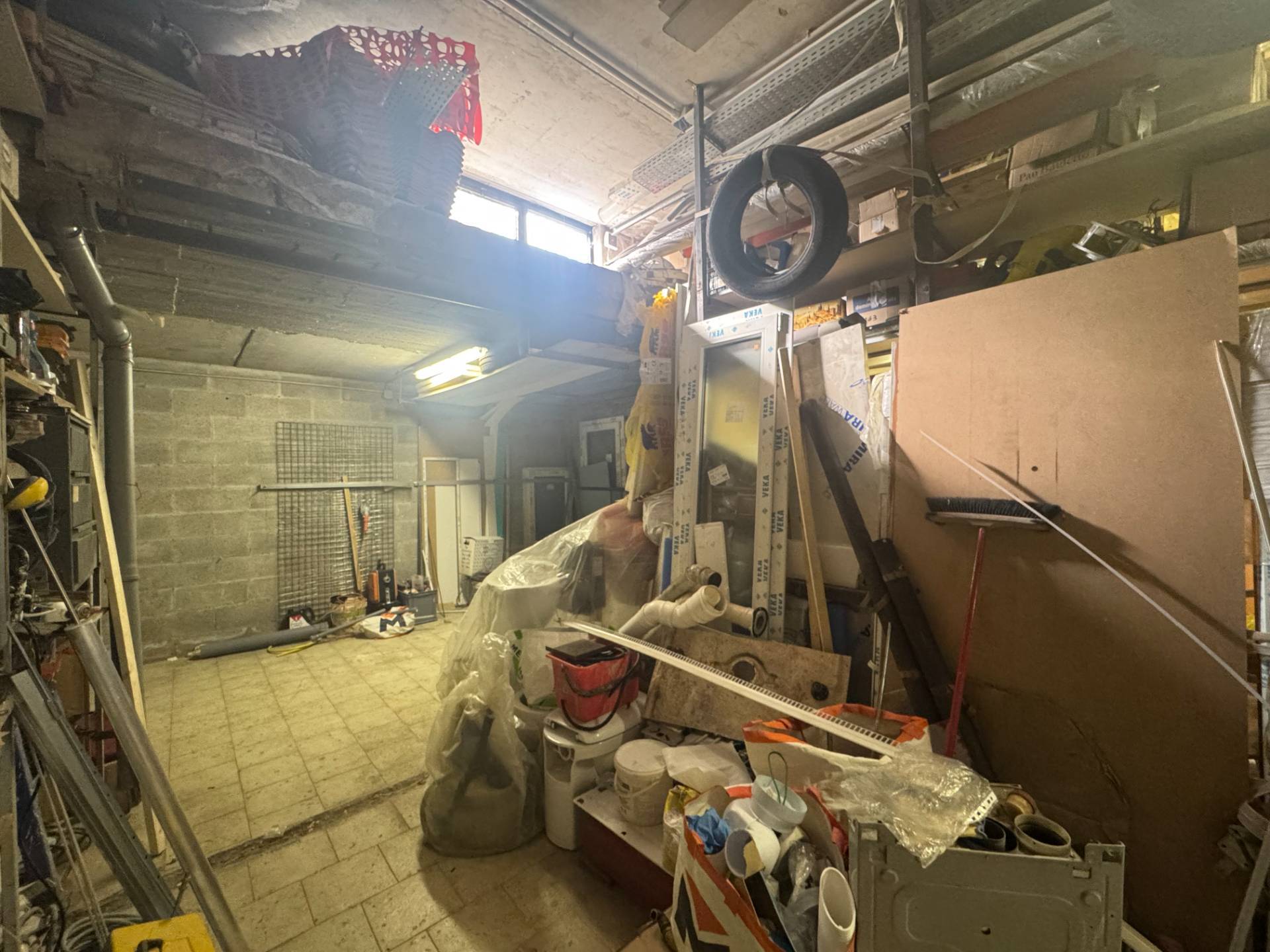 Magazzino in vendita a Cologno Monzese