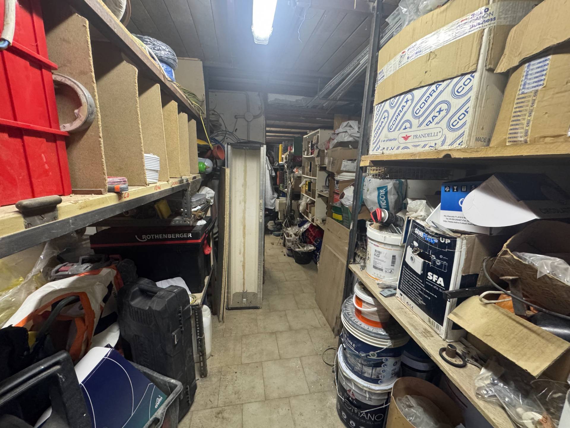 Magazzino in vendita a Cologno Monzese