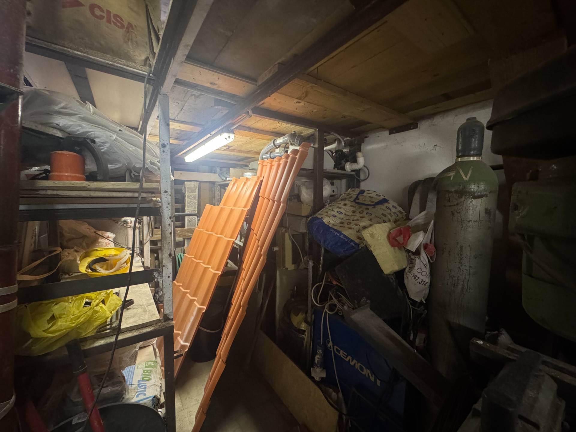 Magazzino in vendita a Cologno Monzese