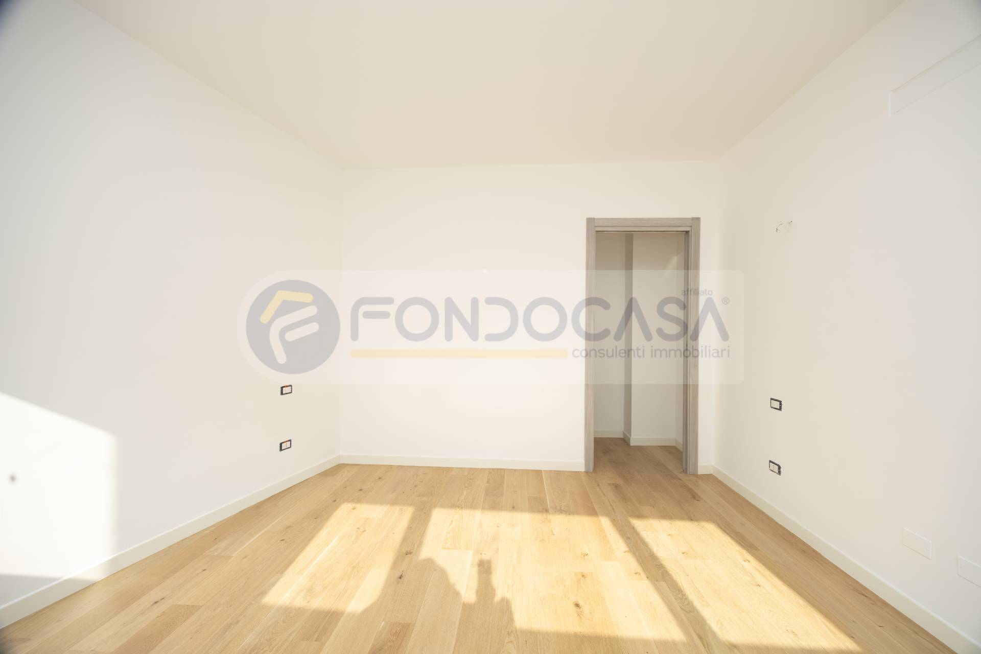 Appartamento in vendita a Milano, Udine