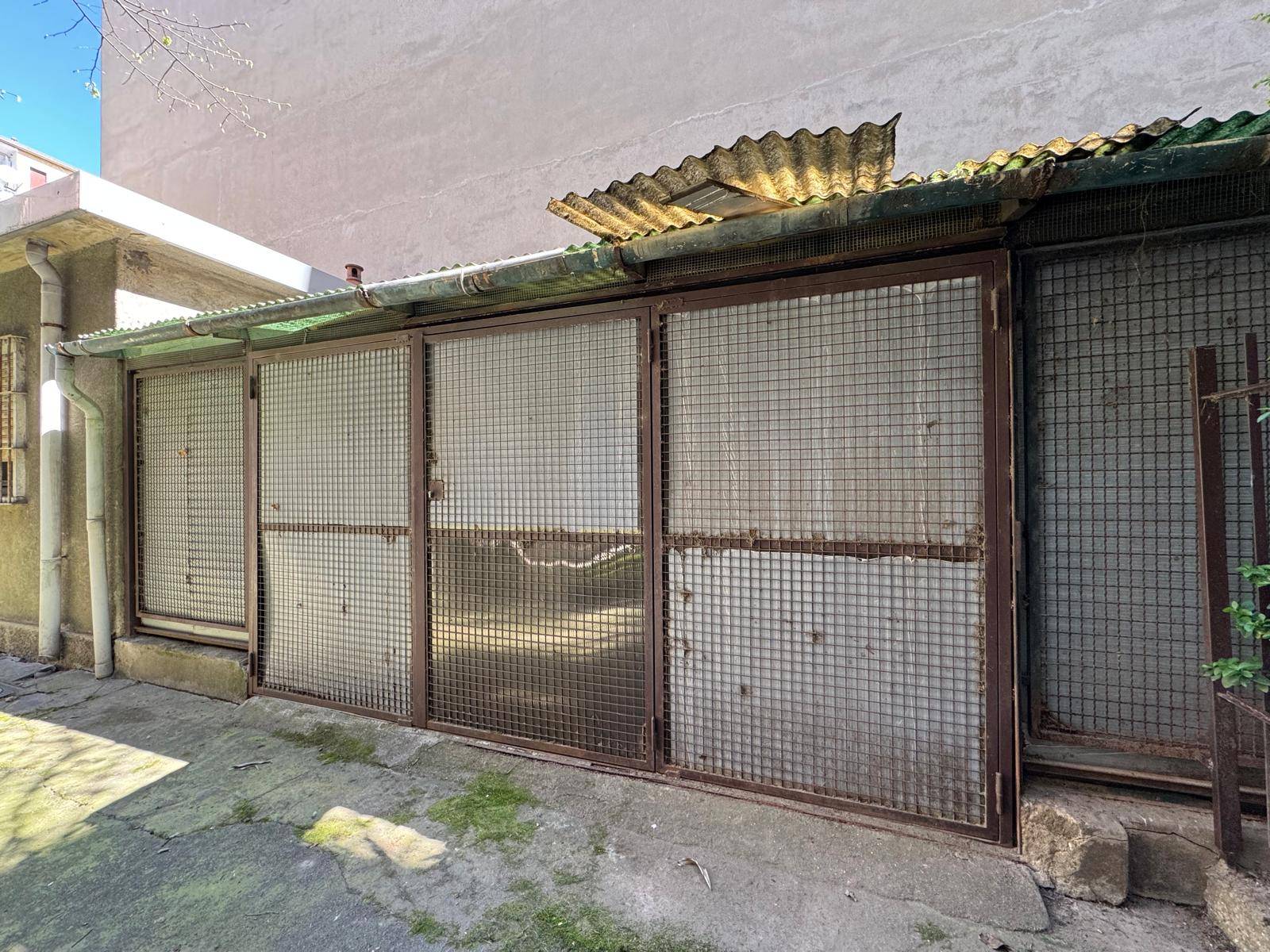 Deposito in vendita a Milano