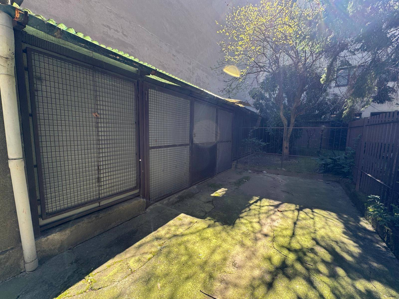 Deposito in vendita a Milano