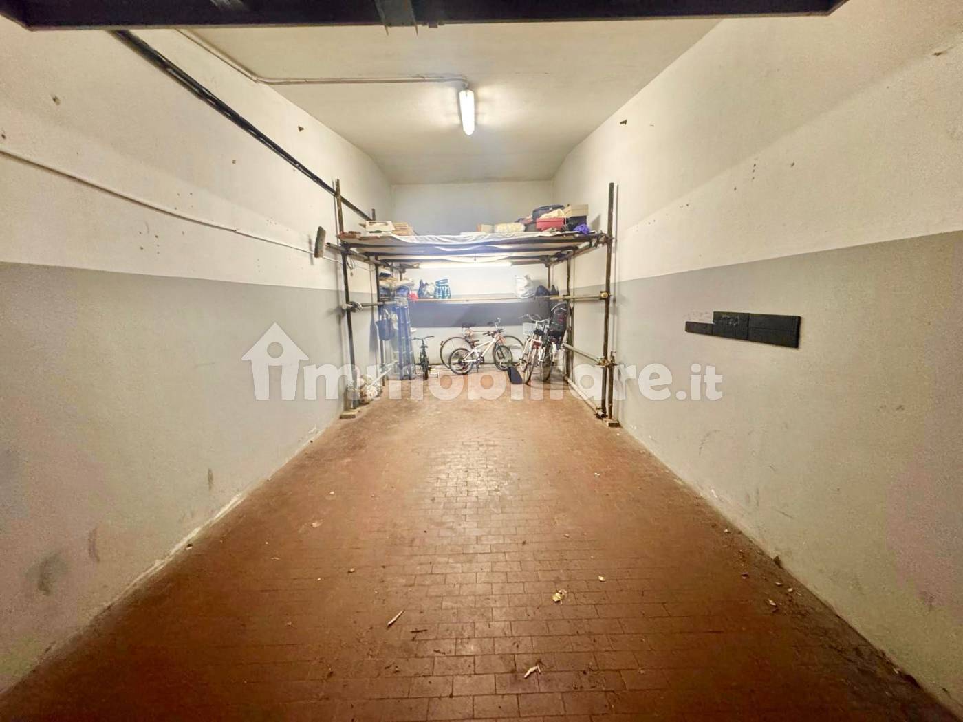 Box o garage in affitto a Milano