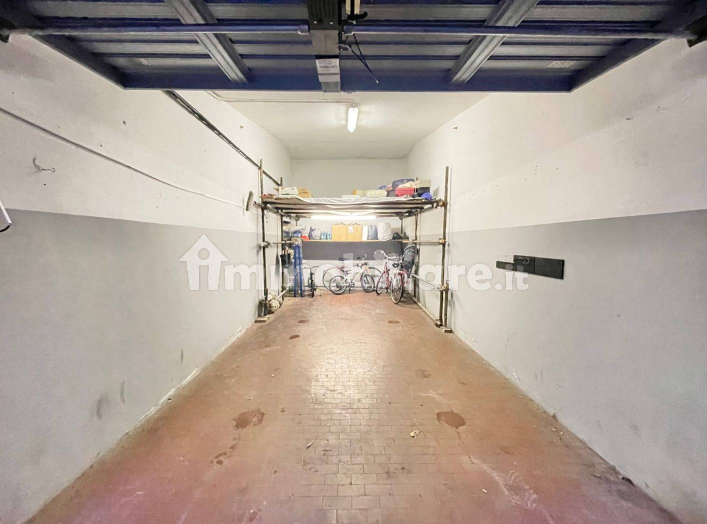 Box o garage in affitto a Milano