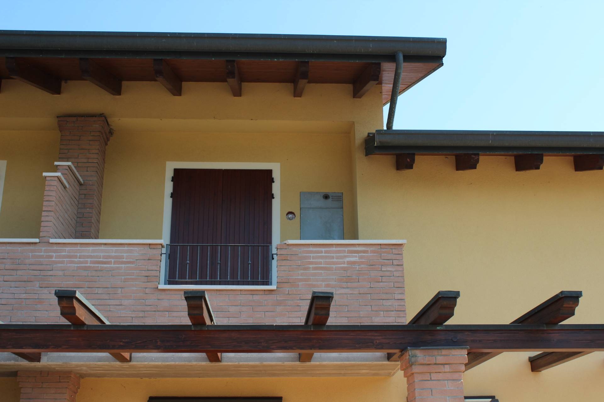 Villa bifamiliare in vendita a Cesena, Pioppa