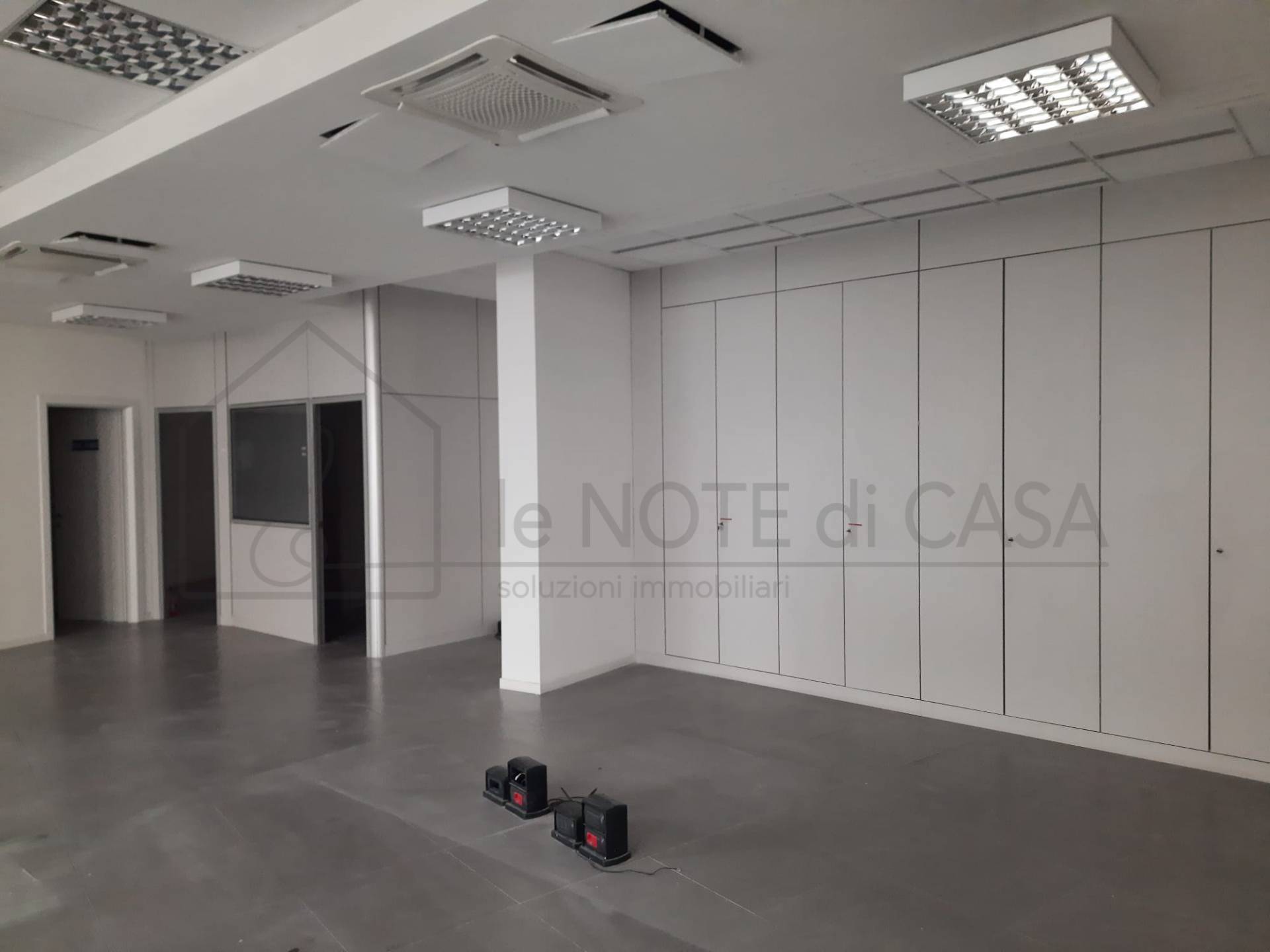 Locale commerciale in affitto a Rimini, Marina Centro