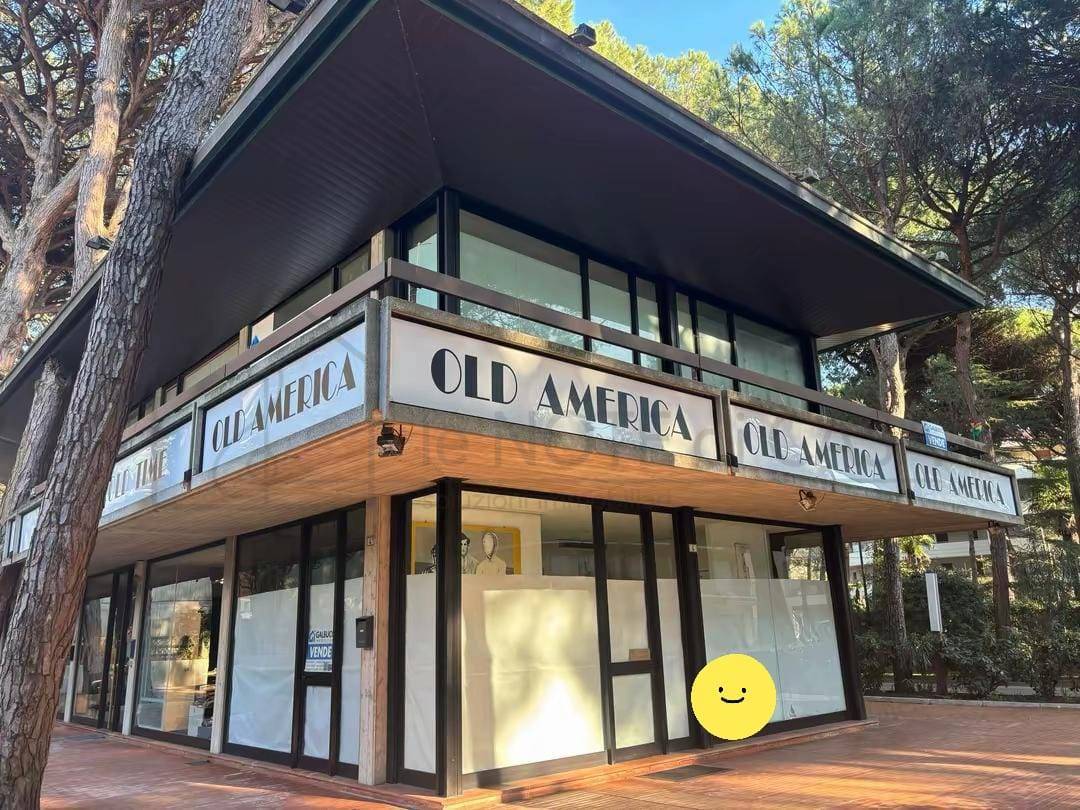 Locale commerciale in vendita a Cervia, Milano Marittima