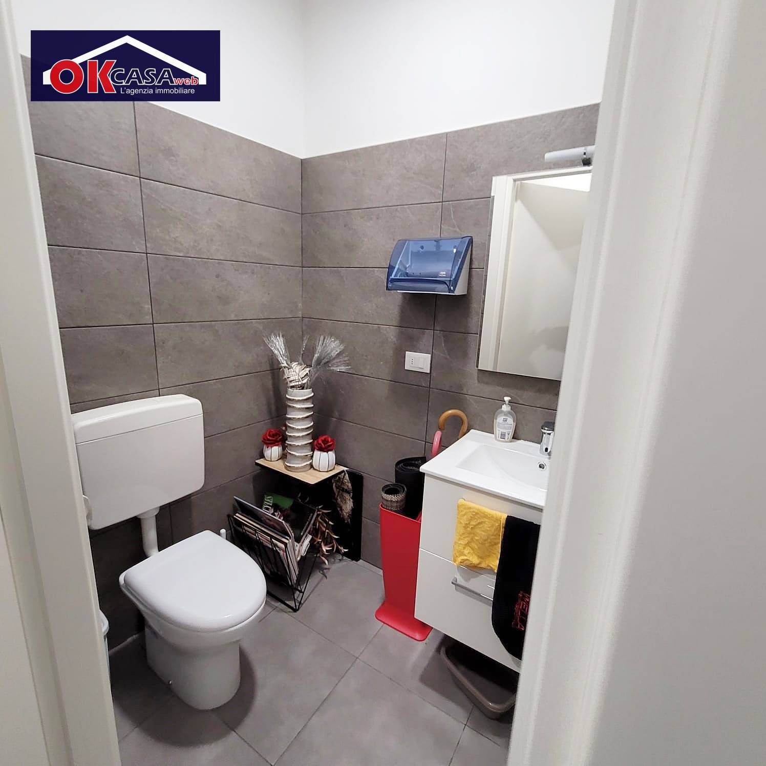 Locale commerciale in vendita a Sagrado